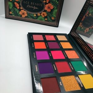 Ace Beaute- Nostalgia Palette